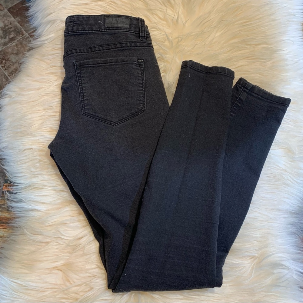 Skinny jeans with pockets